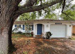 Pre-foreclosure in  CRONIN DR Sarasota, FL 34232