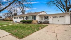 Pre-foreclosure in  WESTCHESTER DR Rockford, IL 61107