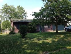 Pre-foreclosure in  MARBO AVE Evansville, IN 47714