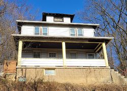 Pre-foreclosure Listing in LAKEWOOD AVE PITTSBURGH, PA 15220