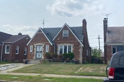 Pre-foreclosure in  ROWE ST Detroit, MI 48205