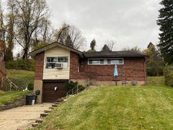 Pre-foreclosure in  ELWOOD DR Pittsburgh, PA 15235