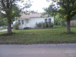 Pre-foreclosure in  SE 27TH ST Oklahoma City, OK 73115