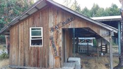 Pre-foreclosure in  RAMSEY RD White City, OR 97503