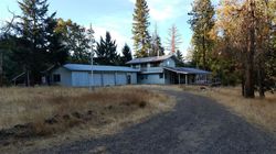 Pre-foreclosure in  RAMSEY RD White City, OR 97503