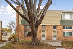 Pre-foreclosure in  W FRANKLIN AVE Minneapolis, MN 55426