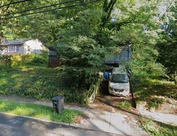 Pre-foreclosure in  MARVELWOOD DR New Haven, CT 06515