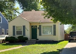 Pre-foreclosure Listing in GUTHRIE AVE ROYAL OAK, MI 48067