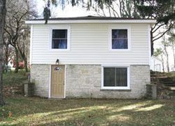 Pre-foreclosure in  N LAKESIDE PL Antioch, IL 60002