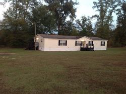 Pre-foreclosure in  BOBBY JOHNSON RD Farmerville, LA 71241