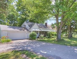 Pre-foreclosure Listing in CENTER RD AVON, OH 44011