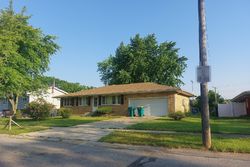 Pre-foreclosure in  W 60TH DR Merrillville, IN 46410