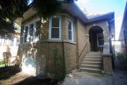 Pre-foreclosure in  N PARKSIDE AVE Chicago, IL 60634