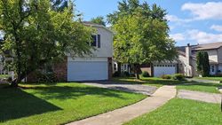 Pre-foreclosure in  CHARGER CT Carol Stream, IL 60188