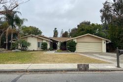 Pre-foreclosure in  EMPTY SADDLE LN Bakersfield, CA 93309