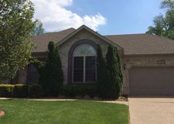 Pre-foreclosure in  FAIRWOOD OAKS PL Louisville, KY 40291