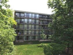 Pre-foreclosure in  OAKWOOD DR UNIT 1A Lisle, IL 60532