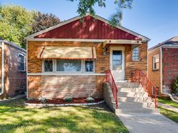 Pre-foreclosure in  CLARENCE AVE Berwyn, IL 60402