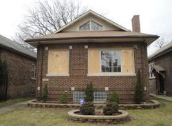 Pre-foreclosure in  S MERRILL AVE Chicago, IL 60617
