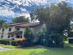 Pre-foreclosure in  S END LAKE DR  Boynton Beach, FL 33437