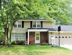 Pre-foreclosure Listing in WALLACE DR BEREA, OH 44017