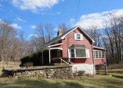 Pre-foreclosure in  MOUNTAIN LAKE RD Belvidere, NJ 07823