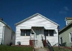 Pre-foreclosure in  SUMMIT ST Joliet, IL 60435