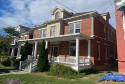 Pre-foreclosure in  W MAIN ST Waynesboro, PA 17268