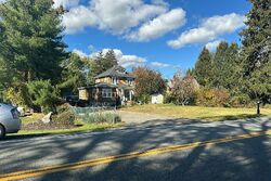 Pre-foreclosure in  QUASSAICK AVE New Windsor, NY 12553