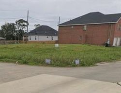 Pre-foreclosure in  INDIANA ST New Orleans, LA 70114