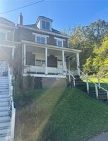 Pre-foreclosure in  SUMMERDALE ST Pittsburgh, PA 15204