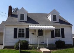 Pre-foreclosure in  E MYRTLE ST Littlestown, PA 17340