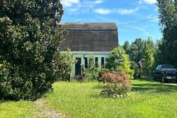 Pre-foreclosure in  BENEFIT RD Chesapeake, VA 23322