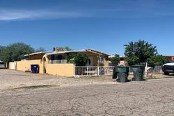 Pre-foreclosure in  N TYNDALL AVE Tucson, AZ 85719