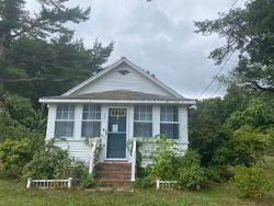 Pre-foreclosure Listing in CRANBERRY HWY WEST WAREHAM, MA 02576