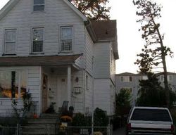 Pre-foreclosure in  SIMONSON AVE Staten Island, NY 10303