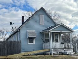 Pre-foreclosure in  7TH ST Rock Island, IL 61201