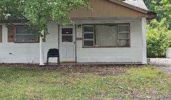 Pre-foreclosure in  HALLORAN ST East Saint Louis, IL 62206