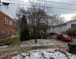 Pre-foreclosure in  W JACKSON ST Bloomington, IL 61701
