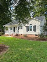 Pre-foreclosure in  KNIGHTSBRIDGE RD Florence, SC 29501