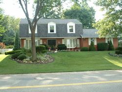 Pre-foreclosure in  STARCLIFF AVE NW Canton, OH 44720