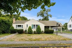 Pre-foreclosure Listing in TEMPLE RD WALTHAM, MA 02452