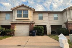 Pre-foreclosure in  BAY AVE Euless, TX 76040