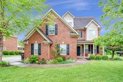 Pre-foreclosure in  IVY ROSE DR Knoxville, TN 37918