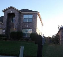 Pre-foreclosure in  PIEDMONT DR Mckinney, TX 75071