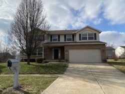 Pre-foreclosure in  WATER RIDGE CT Maineville, OH 45039