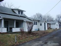Pre-foreclosure in  COSHOCTON AVE Mount Vernon, OH 43050
