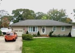 Pre-foreclosure in  HAUSER AVE Holbrook, NY 11741