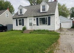 Pre-foreclosure in  FARMINGDALE RD Buffalo, NY 14225