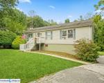 Pre-foreclosure in  LINCOLN PL Newton, NJ 07860